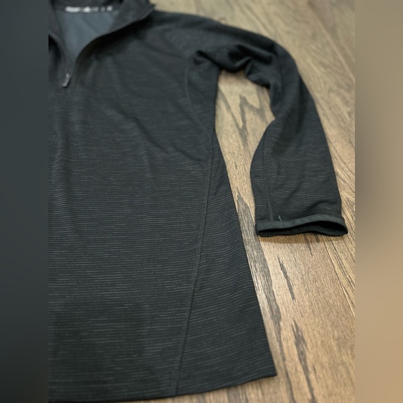 New Adidas Top - Picture 5 of 14